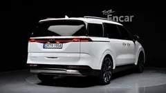 2023 Kia Carnival Diesel 7-Seater Signature — фото 2