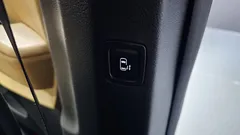 2023 Kia Carnival Diesel 7-Seater Signature — фото 19