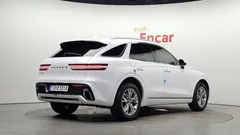 2024 Genesis GV70 2.5T Gasoline 2WD — фото 2