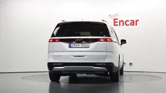 2023 Kia Carnival Diesel 9-Seater Prestige — фото 4