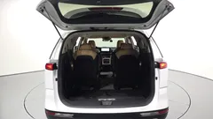 2023 Kia Carnival Diesel 9-Seater Prestige — фото 20