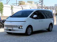 2023 Hyundai Staria Cargo 5-Seater — фото 2