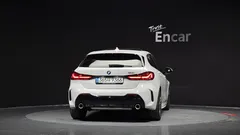 2023 BMW 1-Series 120i M Sports — фото 4