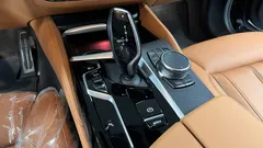 2023 BMW 5-Series 520i M Sport — фото 9
