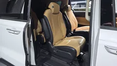 2023 Kia Carnival Diesel 9-Seater Noblesse — фото 11