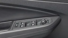 2023 Volkswagen Golf 2.0 GTI — фото 13