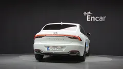 2023 Hyundai Grandeur 3.0 LPi Rent Car — фото 4