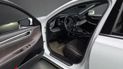 2023 Hyundai Grandeur 3.0 LPi Rent Car — фото 10