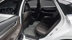 2023 Hyundai Grandeur 3.0 LPi Rent Car — фото 12