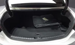 2023 Hyundai Grandeur 3.0 LPi Rent Car — фото 18