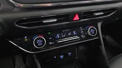 2022 Hyundai Sonata 2.0 — фото 17