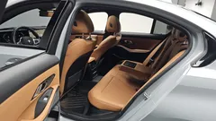 2023 BMW 3-Series 320i M Sport — фото 12