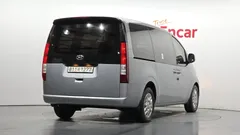 2022 Hyundai Staria Cargo 3-Seater — фото 2