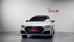2023 Audi A7 55 TFSI e Quattro Premium — фото 3