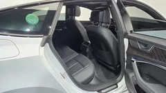 2023 Audi A7 55 TFSI e Quattro Premium — фото 11