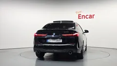 2024 BMW 2-Series 220i M Sports — фото 4