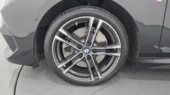 2024 BMW 2-Series 220i M Sports — фото 5