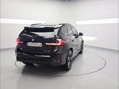 2023 BMW X1 sDrive 20i M Sport — фото 2
