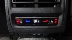 2022 Volkswagen Golf 2.0 GTI — фото 19