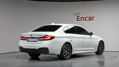 2023 BMW 5-Series 530i xDrive M Sport Package — фото 2