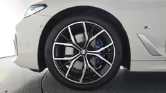 2023 BMW 5-Series 530i xDrive M Sport Package — фото 5
