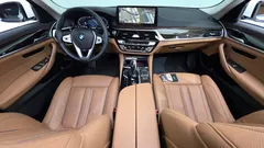 2023 BMW 5-Series 520i Luxury — фото 7