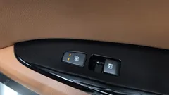2023 Kia Sportage Signature 2WD — фото 20