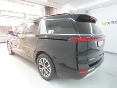 2023 Kia Carnival Gasoline 9-Seater Prestige — фото 3
