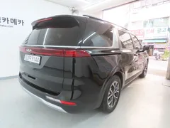 2023 Kia Carnival Gasoline 9-Seater Prestige — фото 4
