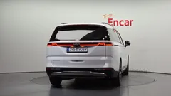 2023 Kia Carnival Diesel 9-Seater Noblesse — фото 4