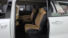 2023 Kia Carnival Diesel 9-Seater Noblesse — фото 12