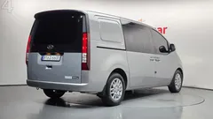 2023 Hyundai Staria Cargo 5-Seater — фото 2