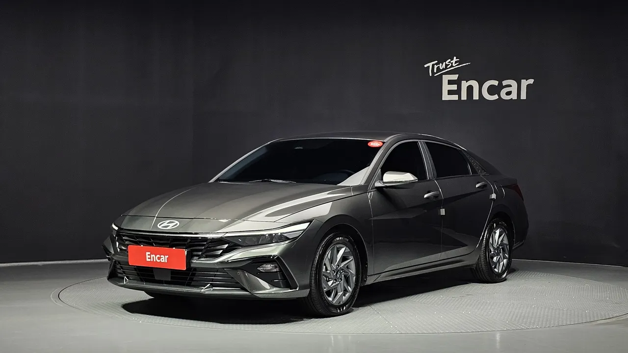 2024 Hyundai AVANTE Modern