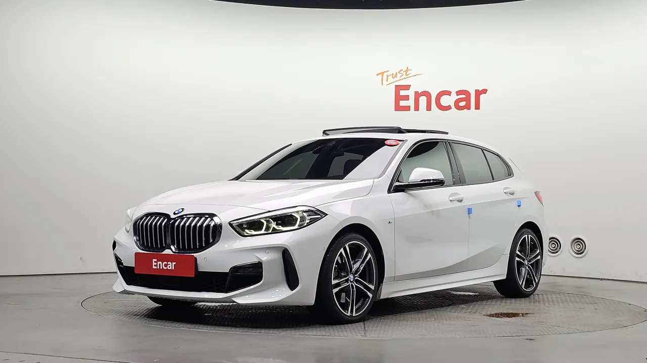 2023 BMW 1-Series 120i M Sports