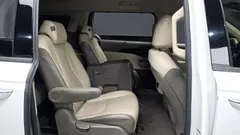 2023 Kia Carnival Diesel 11-Seater Noblesse — фото 11