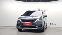 2023 Kia Carnival Gasoline 7-Seater Signature — фото 3
