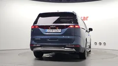 2023 Kia Carnival Gasoline 7-Seater Signature — фото 4