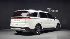 2023 Kia Carnival Gasoline 9-Seater Prestige — фото 2