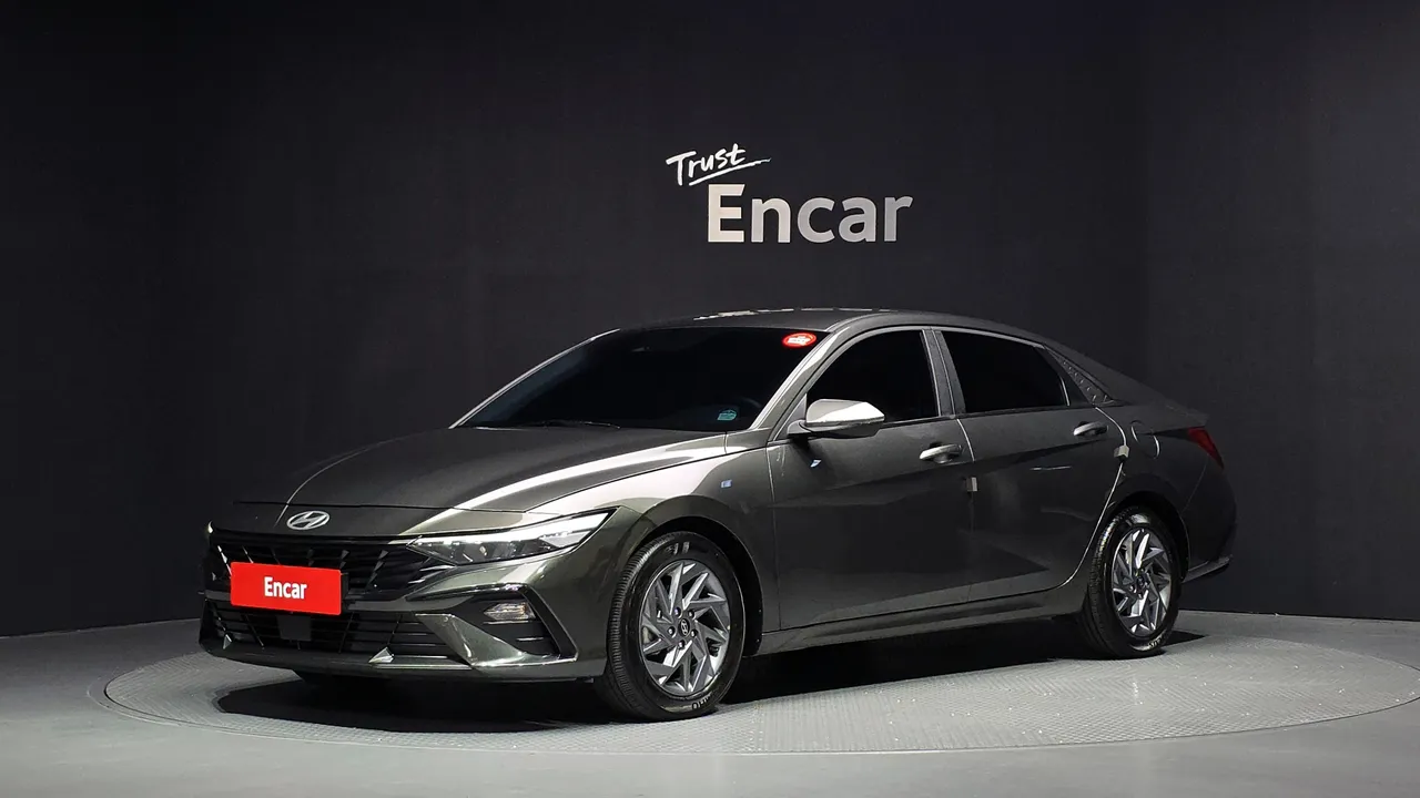 2024 Hyundai AVANTE Modern