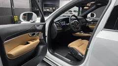 2023 Volvo XC90 B6 Ultimate Bright — фото 10