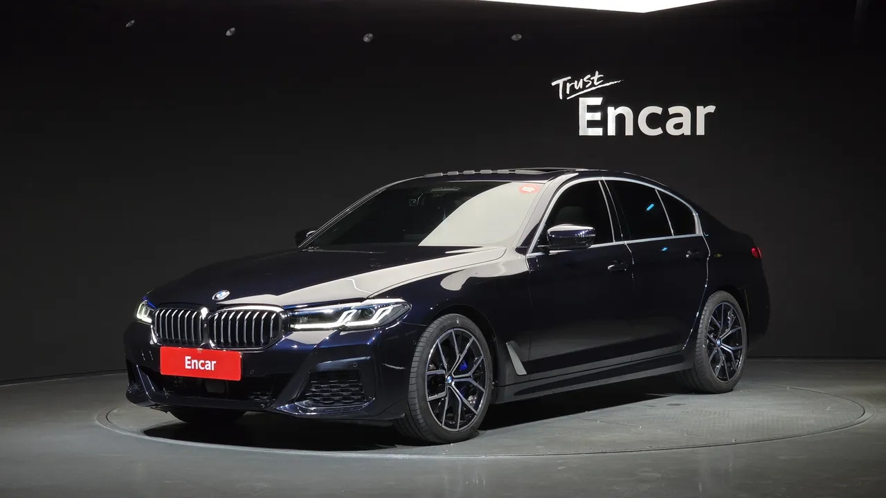 2023 BMW 5-Series 530i M Sport Package