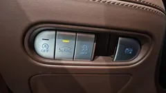 2022 Genesis G90 Gasoline 3.5 Turbo AWD — фото 18