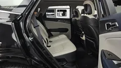 2023 Kia Sportage Signature 2WD — фото 12