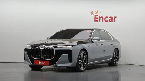 2023 BMW 7-Series 750e xDrive M Sport