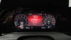 2023 Volkswagen Golf 2.0 GTI — фото 8