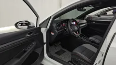 2023 Volkswagen Golf 2.0 GTI — фото 10
