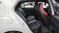 2023 Volkswagen Golf 2.0 GTI — фото 12