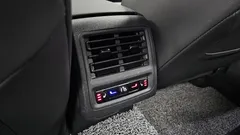 2023 Volkswagen Golf 2.0 GTI — фото 18