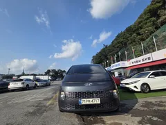 2023 Hyundai Staria Tourer 11-Seater — фото 15