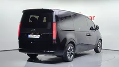 2023 Hyundai Staria L3.5 Lounge 9-Seater — фото 2